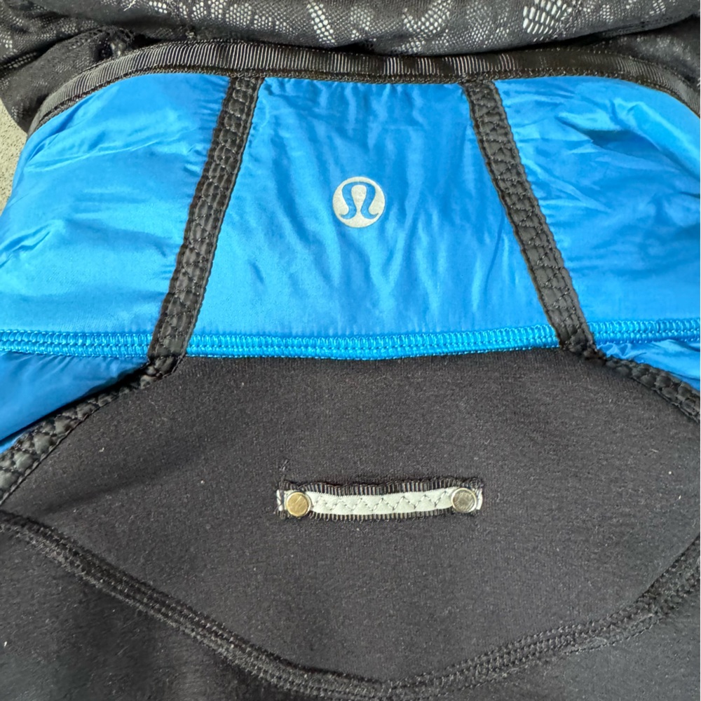 Lululemon Run Bundle Up Jacket - Picture 3 of 14